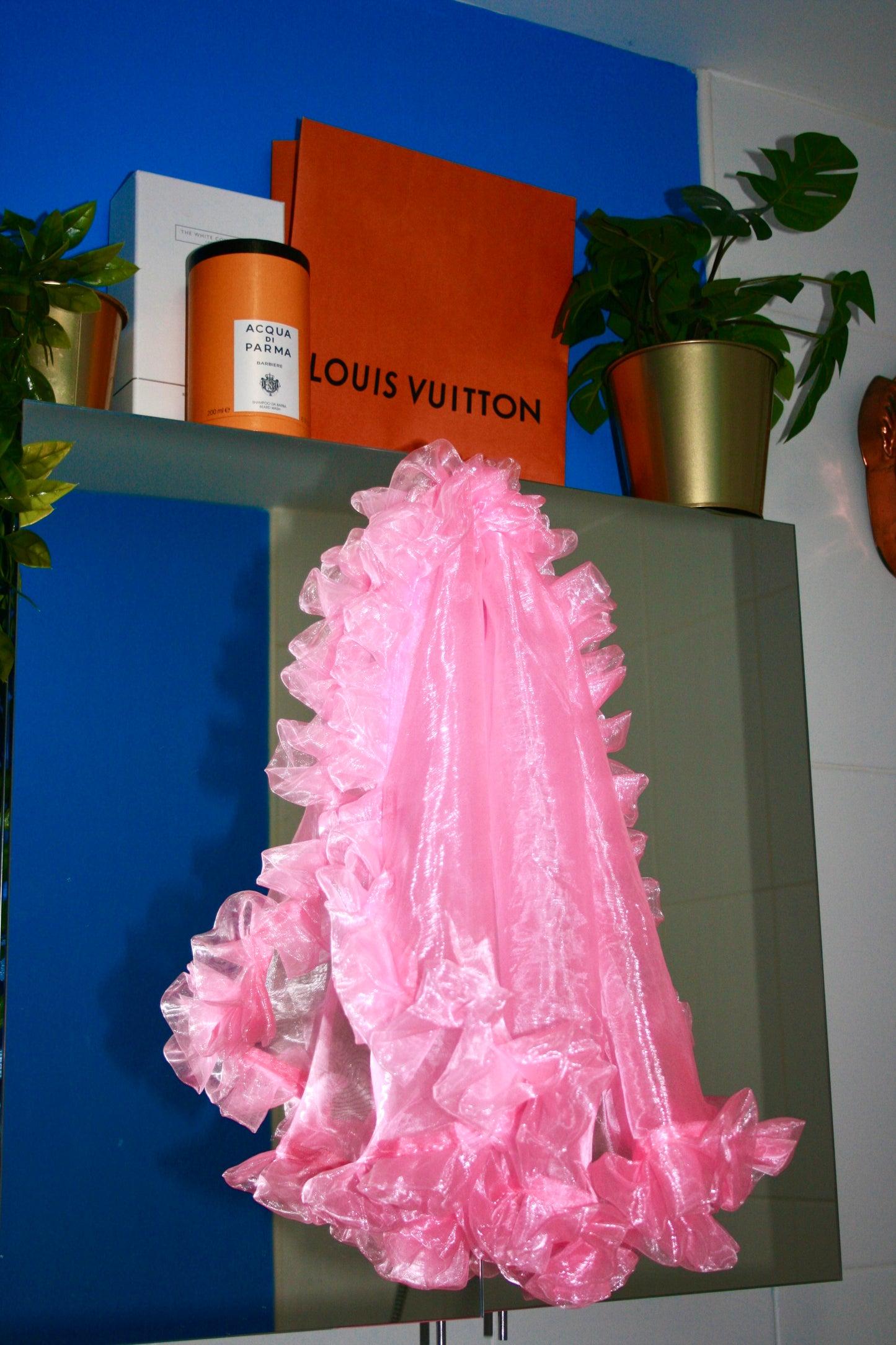 ESSIE ♡ Organza Ruffle Veil