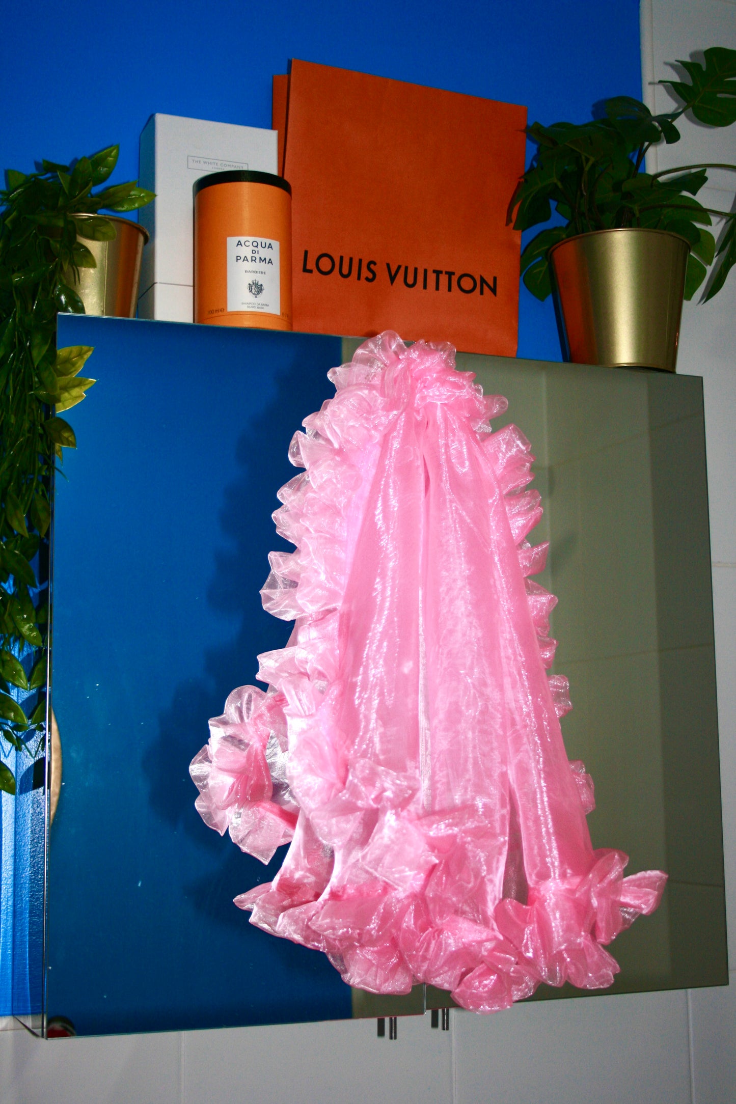 ESSIE ♡ Organza Ruffle Veil