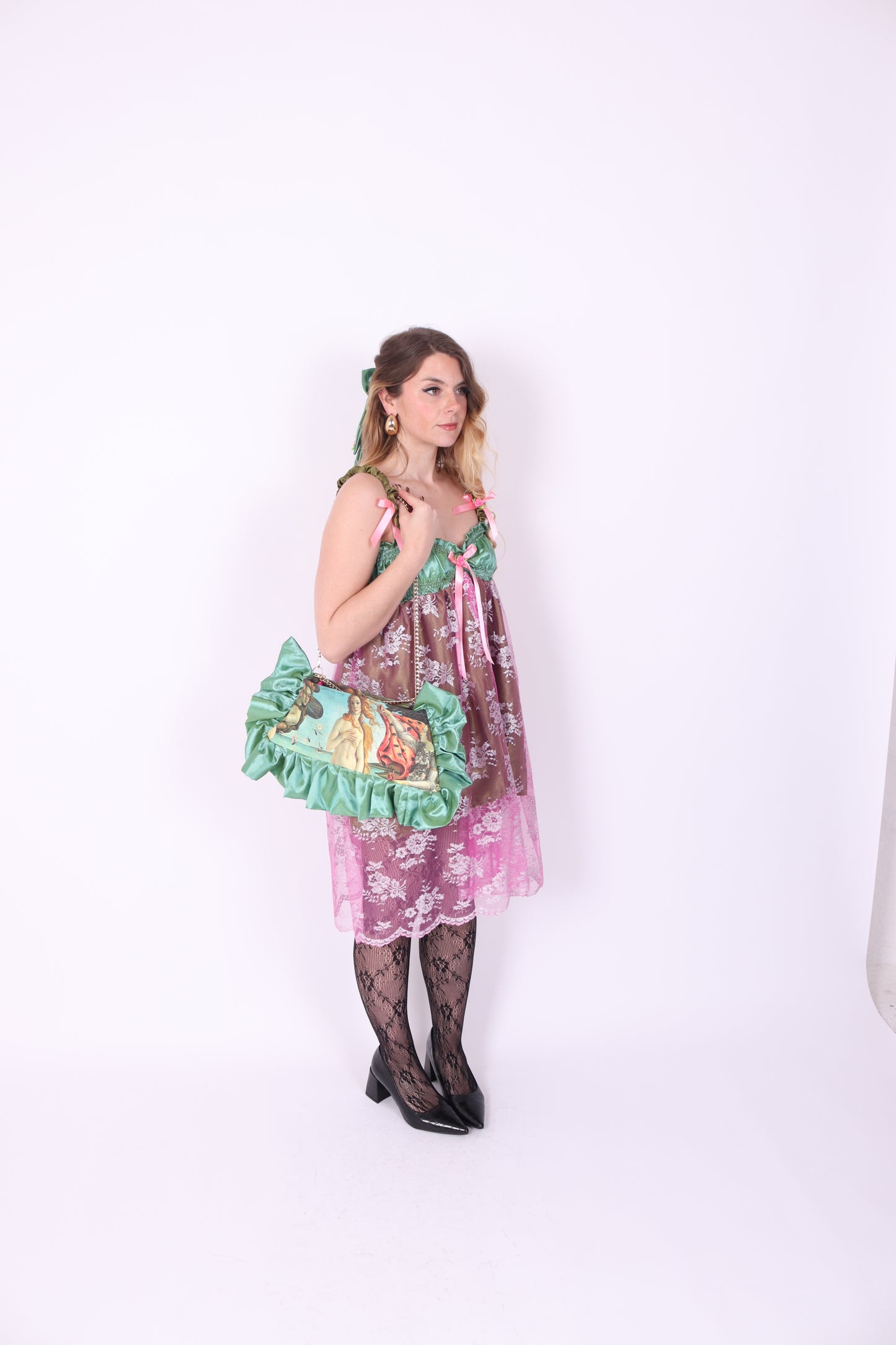 PRESLEY POCHETTE BAG ✧ In Pistachio and Venus