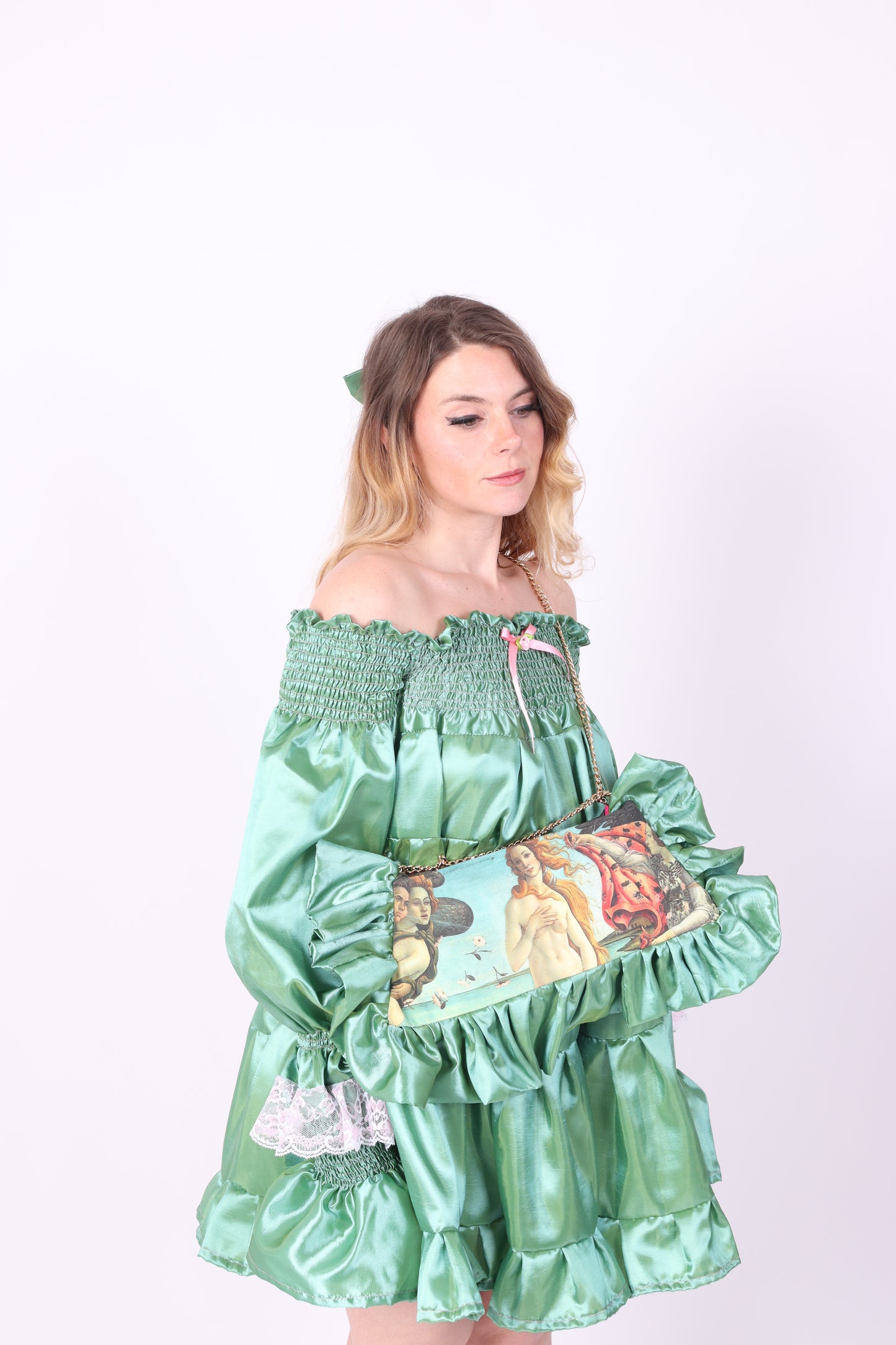 PRESLEY POCHETTE BAG ✧ In Pistachio and Venus