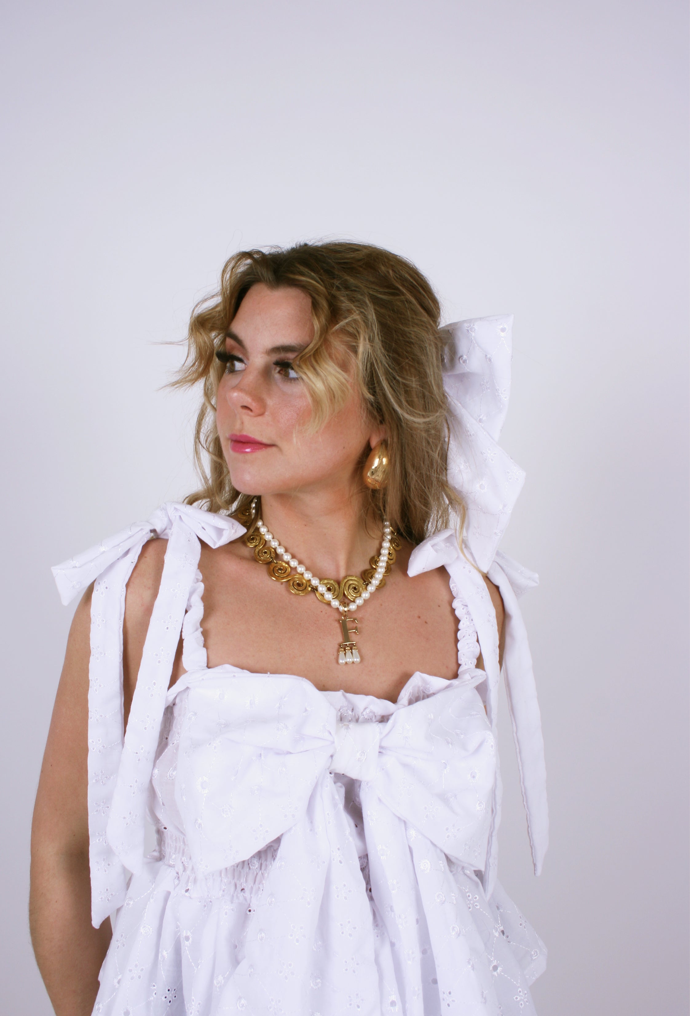 BUNNY BOW ✧ in White Broderie Anglaise Cotton