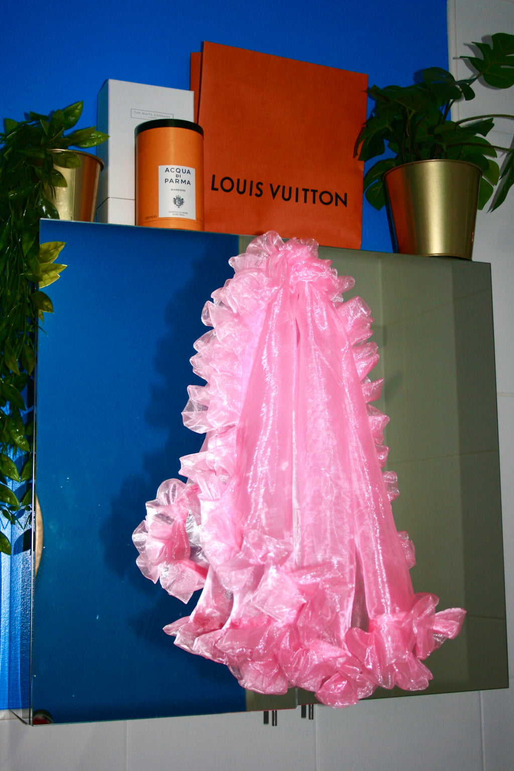 ESSIE ♡ Organza Ruffle Veil