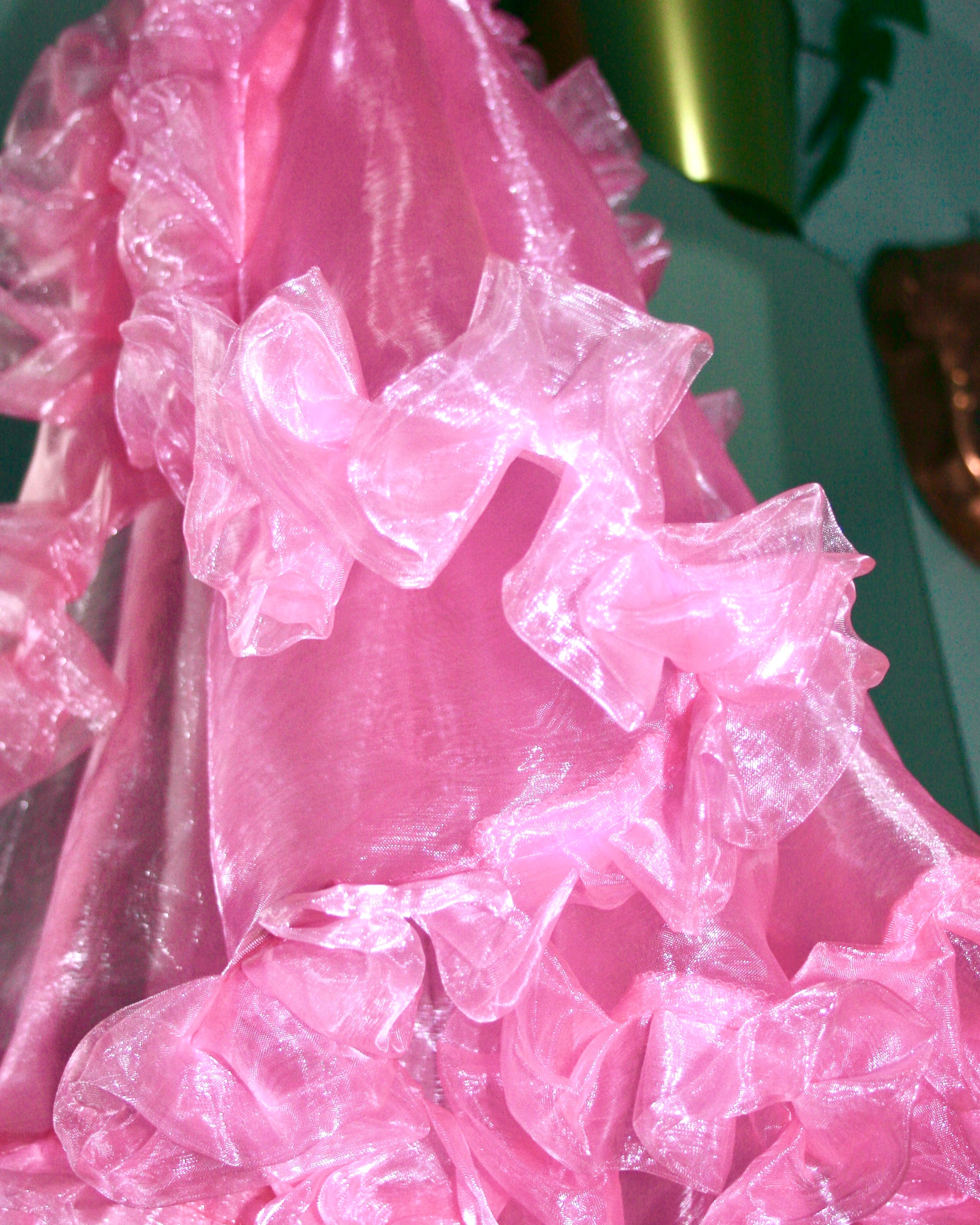 ESSIE ♡ Organza Ruffle Veil