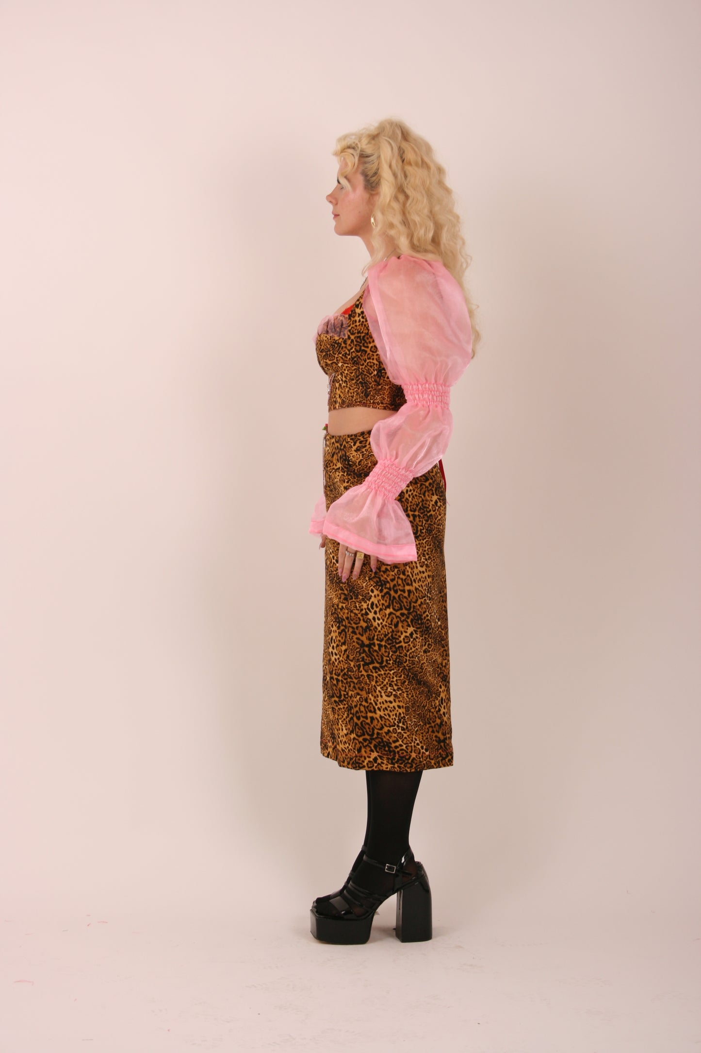 freja leopard corset top pink puff sleeves delta of phoenix