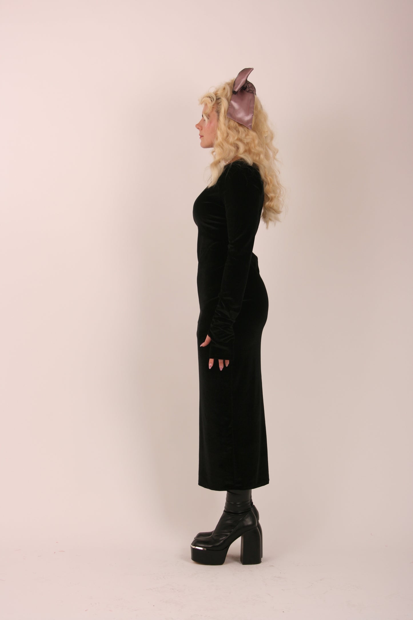 MORTICIA DRESS BUNNY ROYALE DELTA OF PHOENIX BLACK VELVET MAXI DRESS