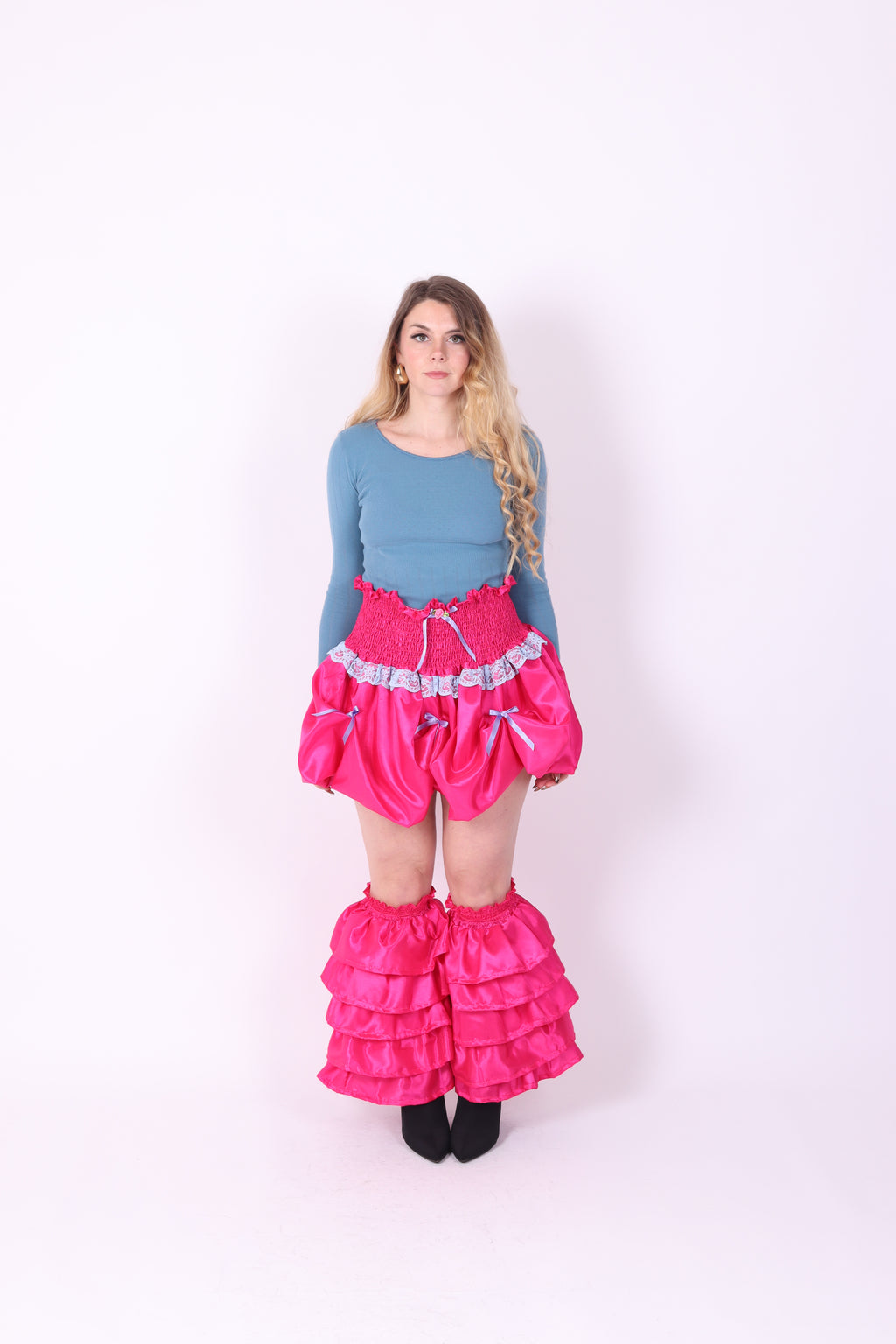 DELTA RUFFLES ✧ In Fuchsia Pink Taffeta