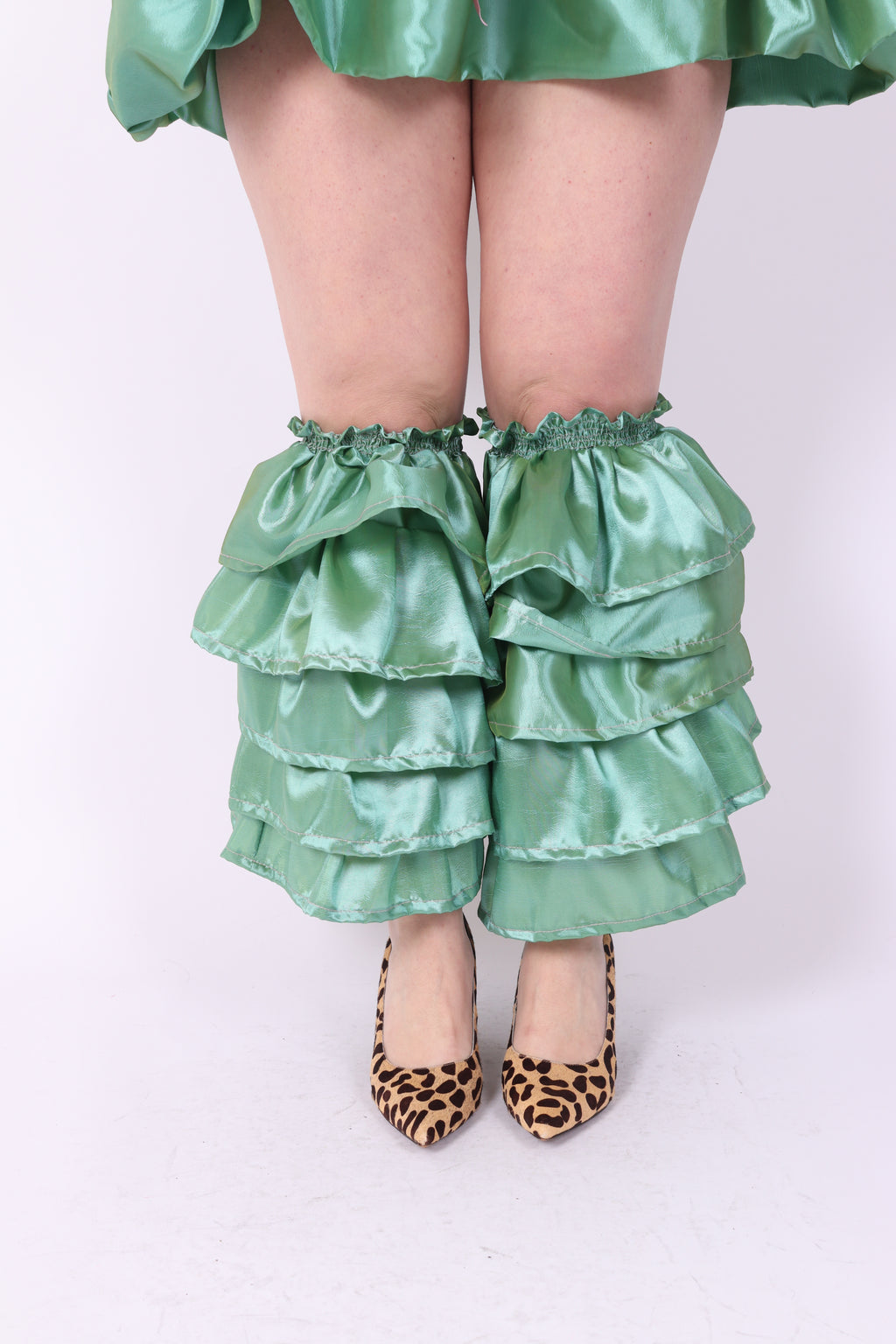 DELTA RUFFLES ✧ In Pistachio Taffeta