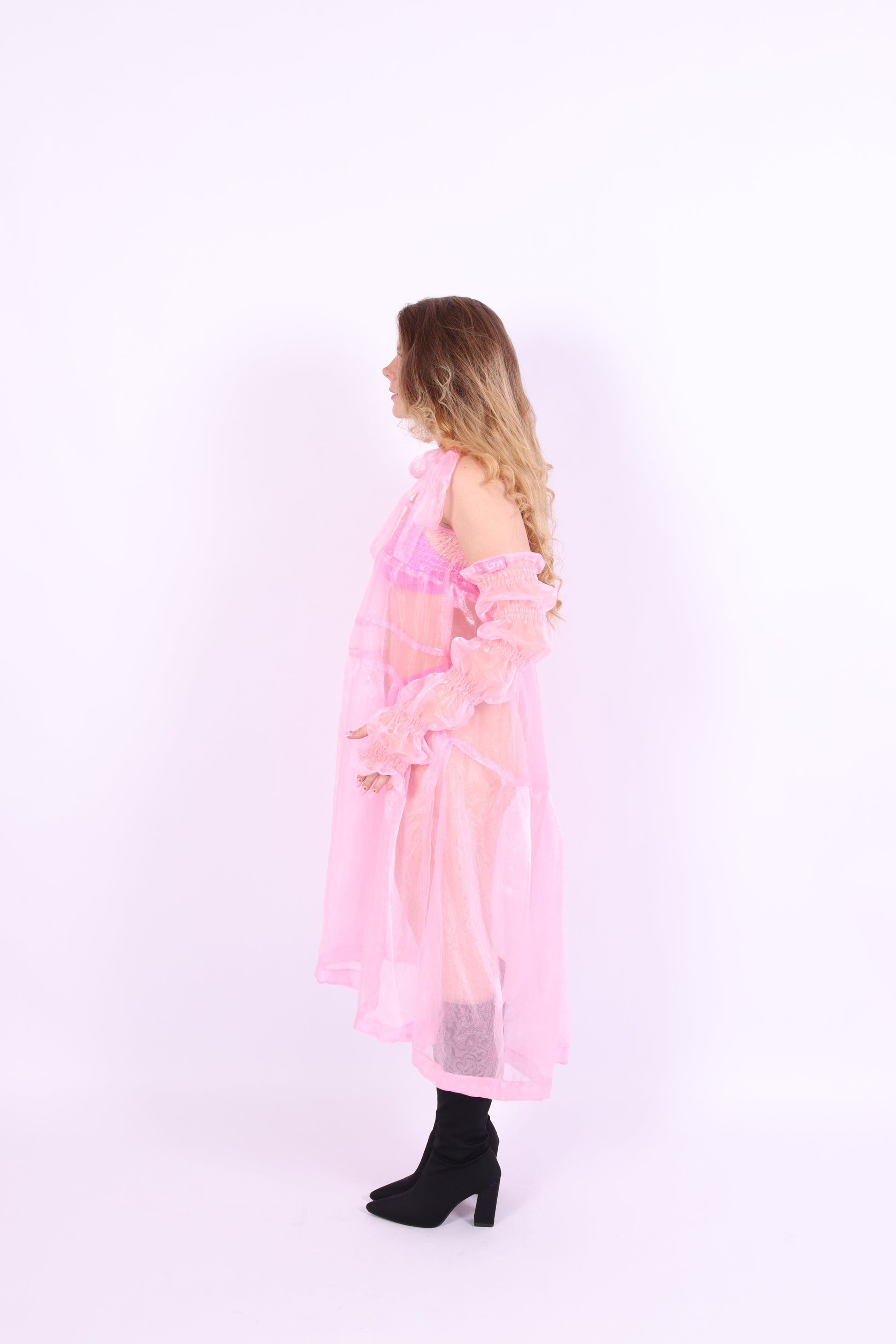 Delta Of Phoenix Barbie Sleeves Pink