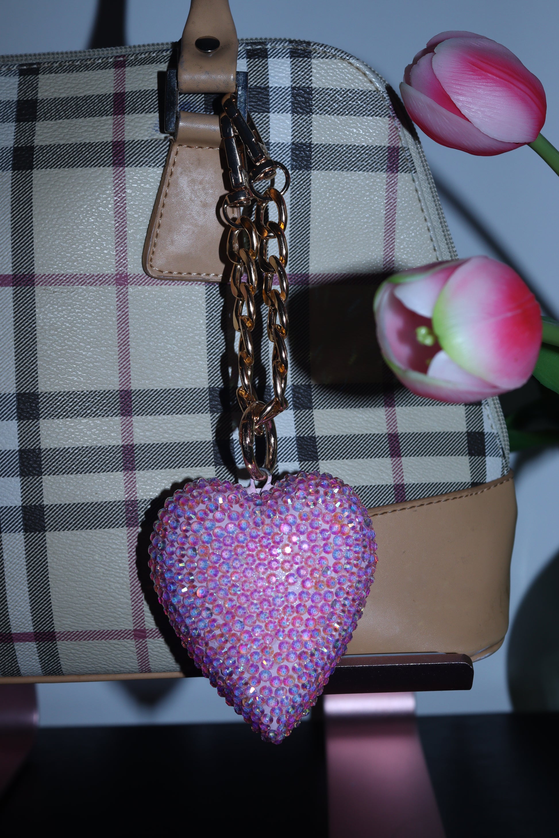 PINK HEART BAG CHARM - RHINESTONE - GOLD CHAIN - DELTA OF PHOENIX