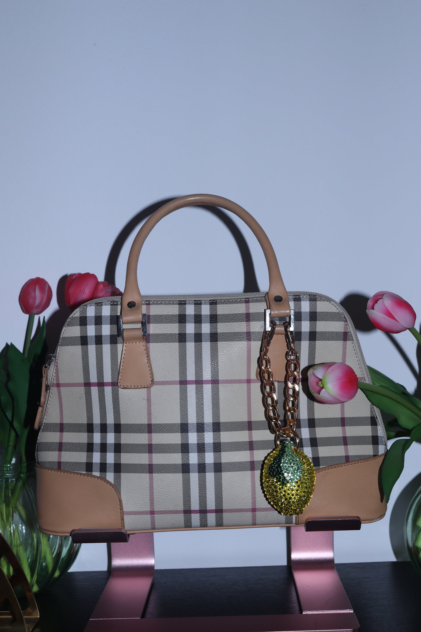 LEMON CHARM - RHINESTONE - GOLD CHAIN - DELTA OF PHOENIX