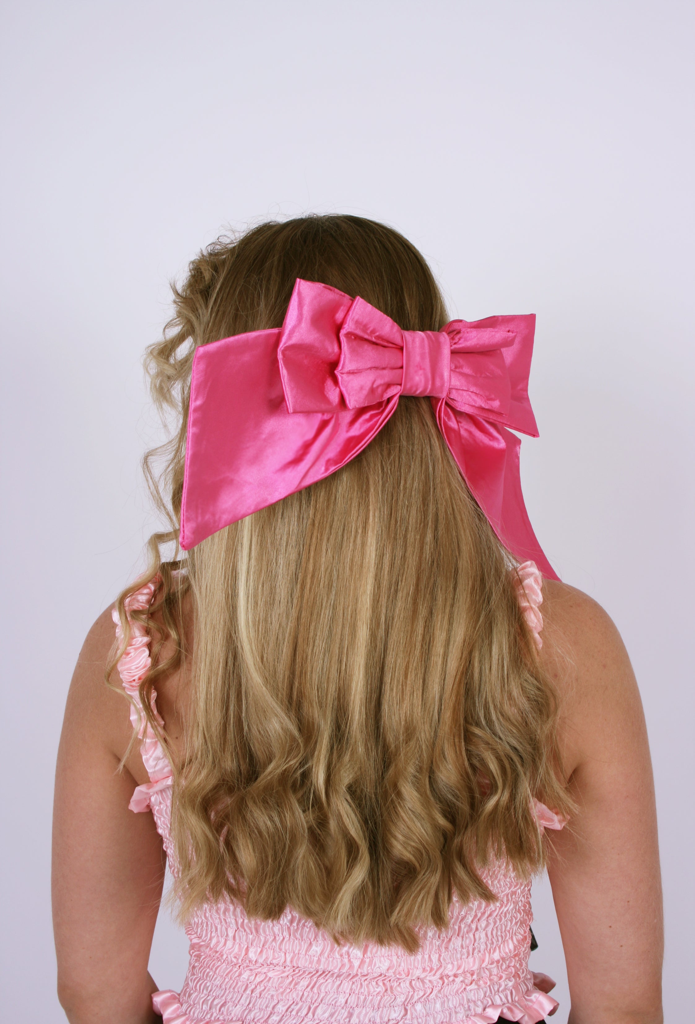 BUNNY BOW ✧ in Pink Fuchsia Silk